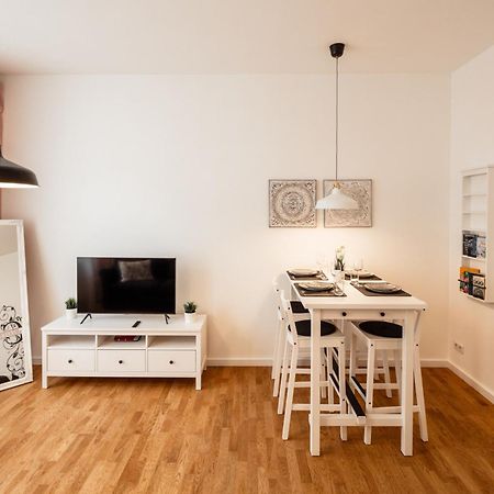Goethe Palais Suite Charlotte 4P L Lift I Parkplatzi Zentrum I Helios Aue  Kültér fotó